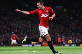 爱游戏APP-蒂姆重返赛场，表现优异首场状态出色，巴黎圣日耳曼观众沸腾！比赛高潮迭起